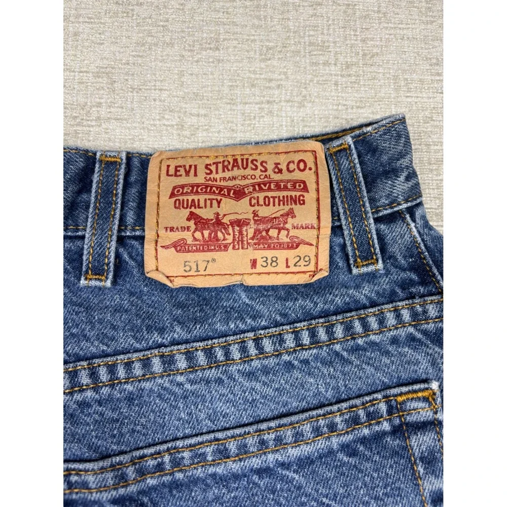 Levis levis 517